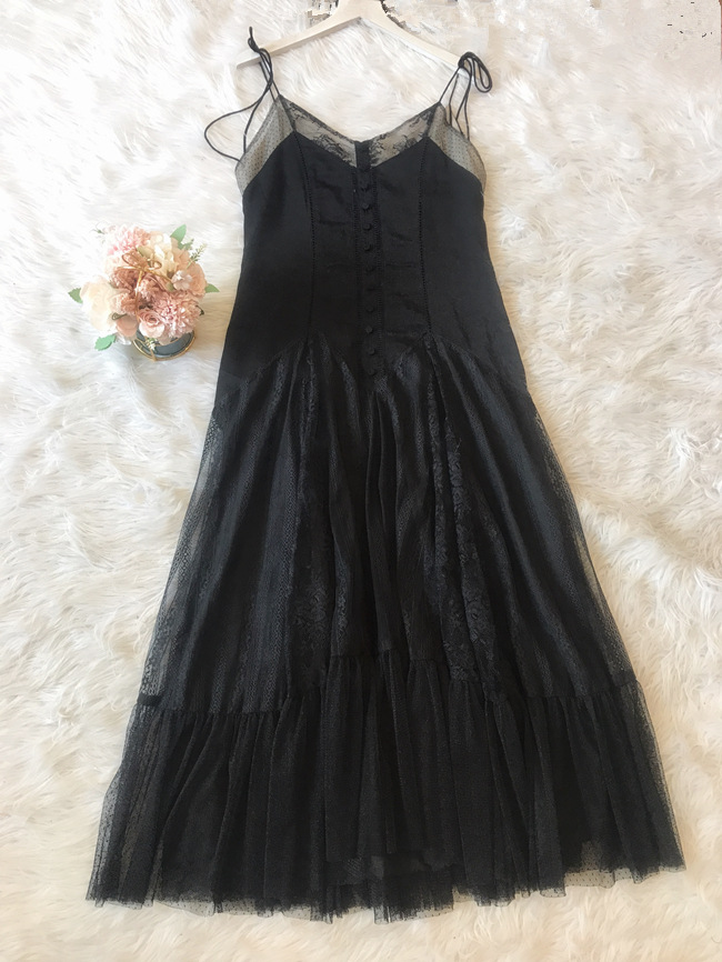 ワンピースherlipto Lace-Trimmed Satin Cami Dress